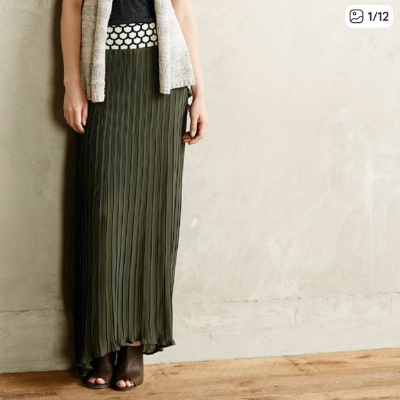 Anthropologie Pleated Sage Maxi Skirt Dark Green by Dear Creatures Size Small - Picture 1 of 13